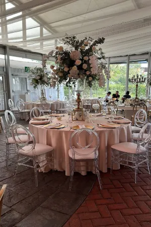 گل آرایی با گل های صورتی