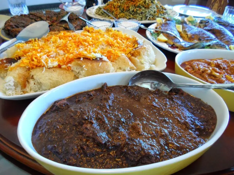 خورشت فسنجون ایرانی